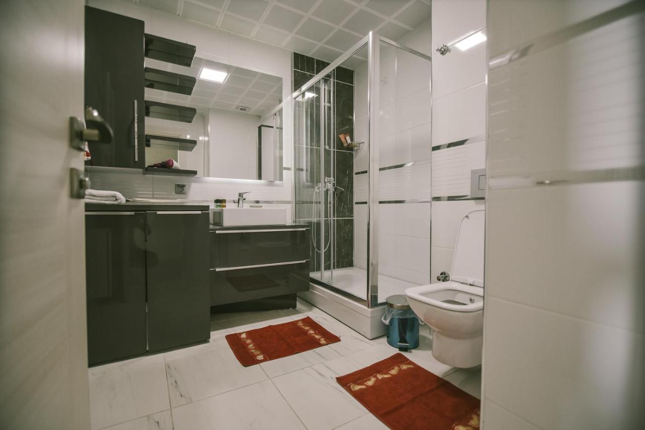 Sky Deluxe 2 Fitness & Spa Скопье Экстерьер фото